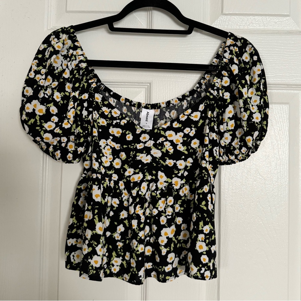 ABOUND Flower Blouse S